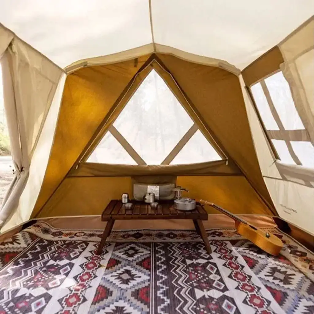 فضا داخل چادر نیچرهایک کد CNH22ZP029